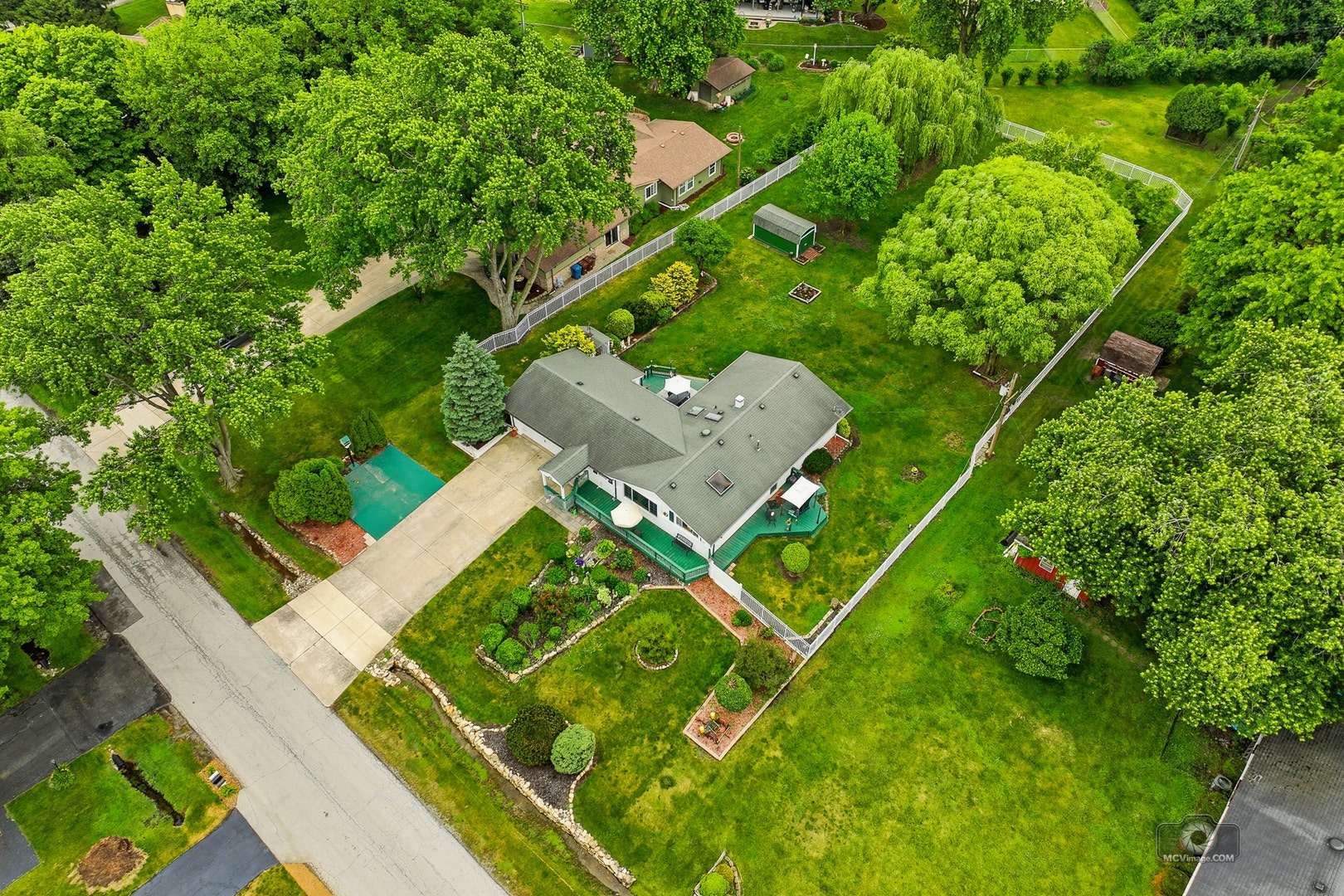 6021 Jody Lane, Tinley Park, IL 60477 6021 Jody Lane, Tinley Park, IL 60477