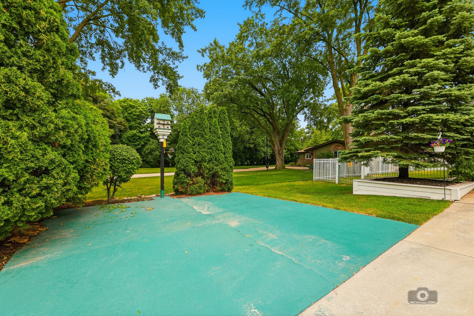 6021 Jody Lane, Tinley Park, IL 60477 6021 Jody Lane, Tinley Park, IL 60477