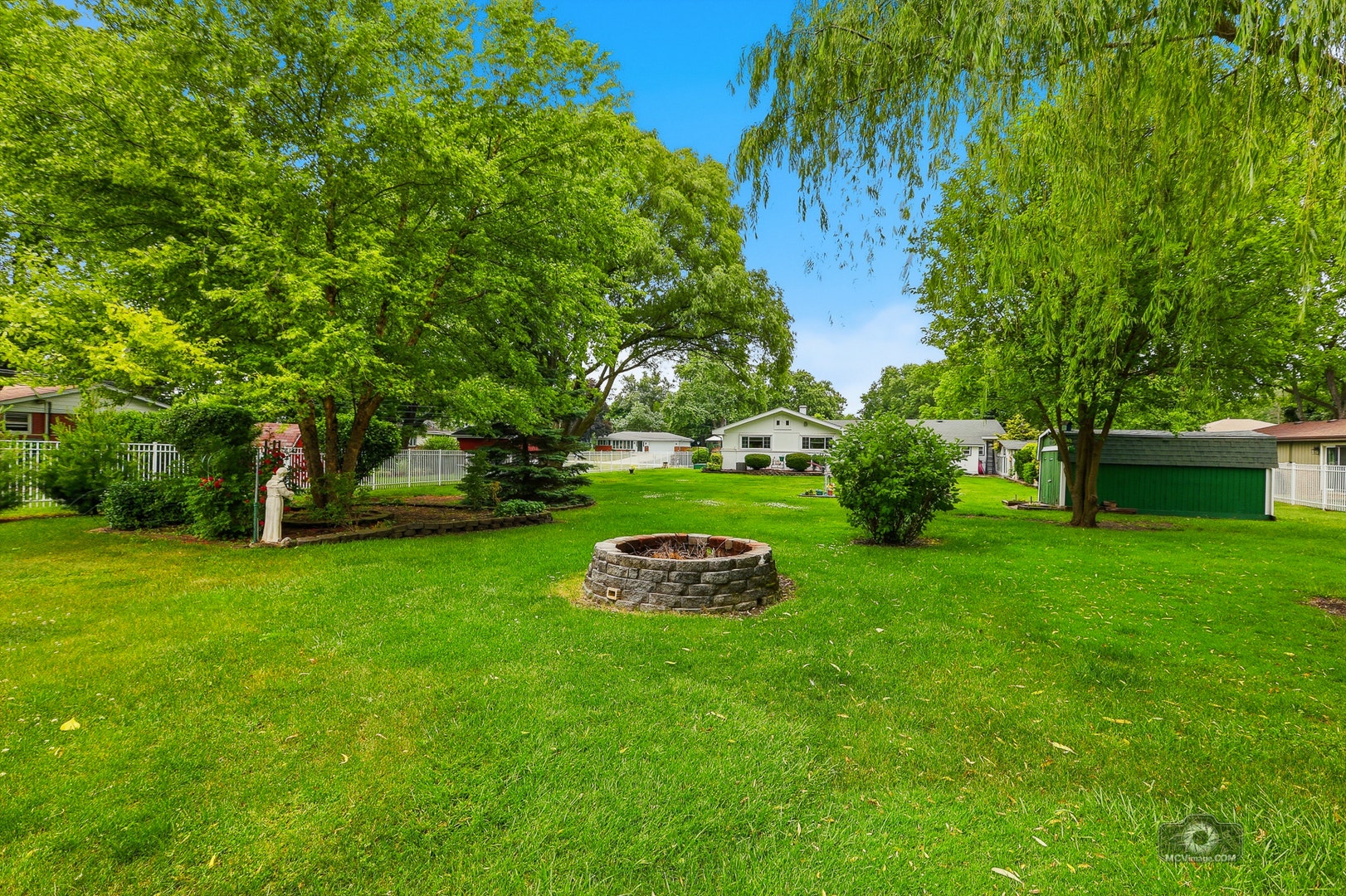 6021 Jody Lane, Tinley Park, IL 60477 6021 Jody Lane, Tinley Park, IL 60477