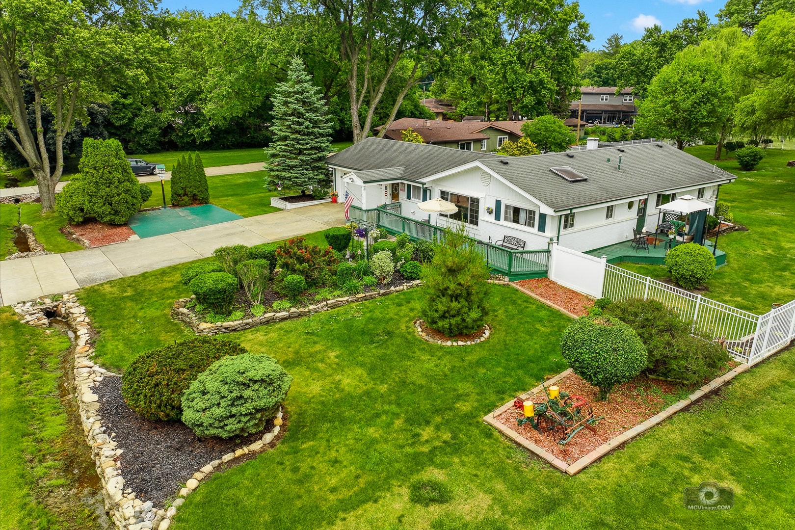 6021 Jody Lane, Tinley Park, IL 60477 6021 Jody Lane, Tinley Park, IL 60477