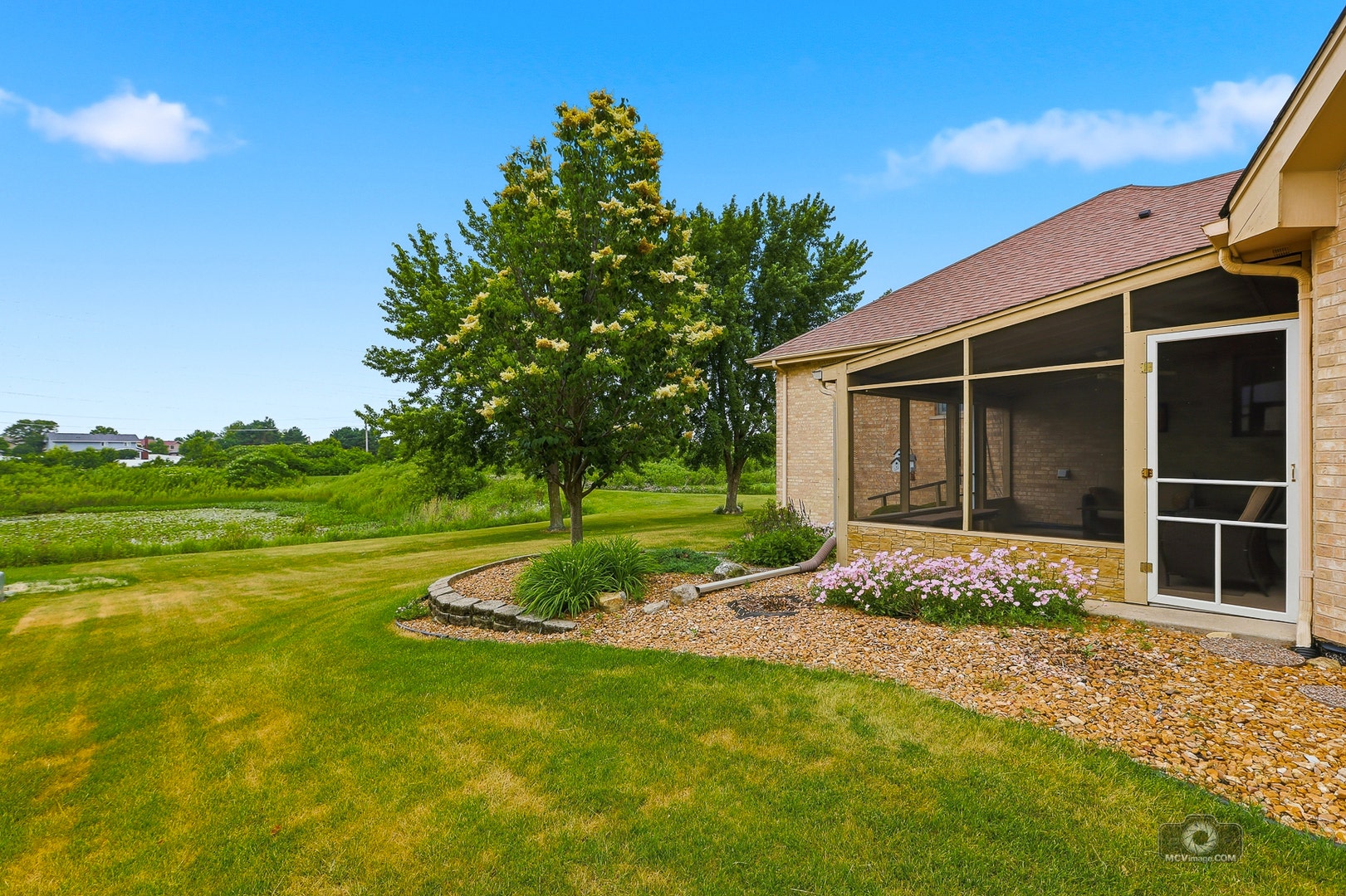 19600 Edgebrook Lane, Tinley Park, IL 60487 19600 Edgebrook Lane, Tinley Park, IL 60487