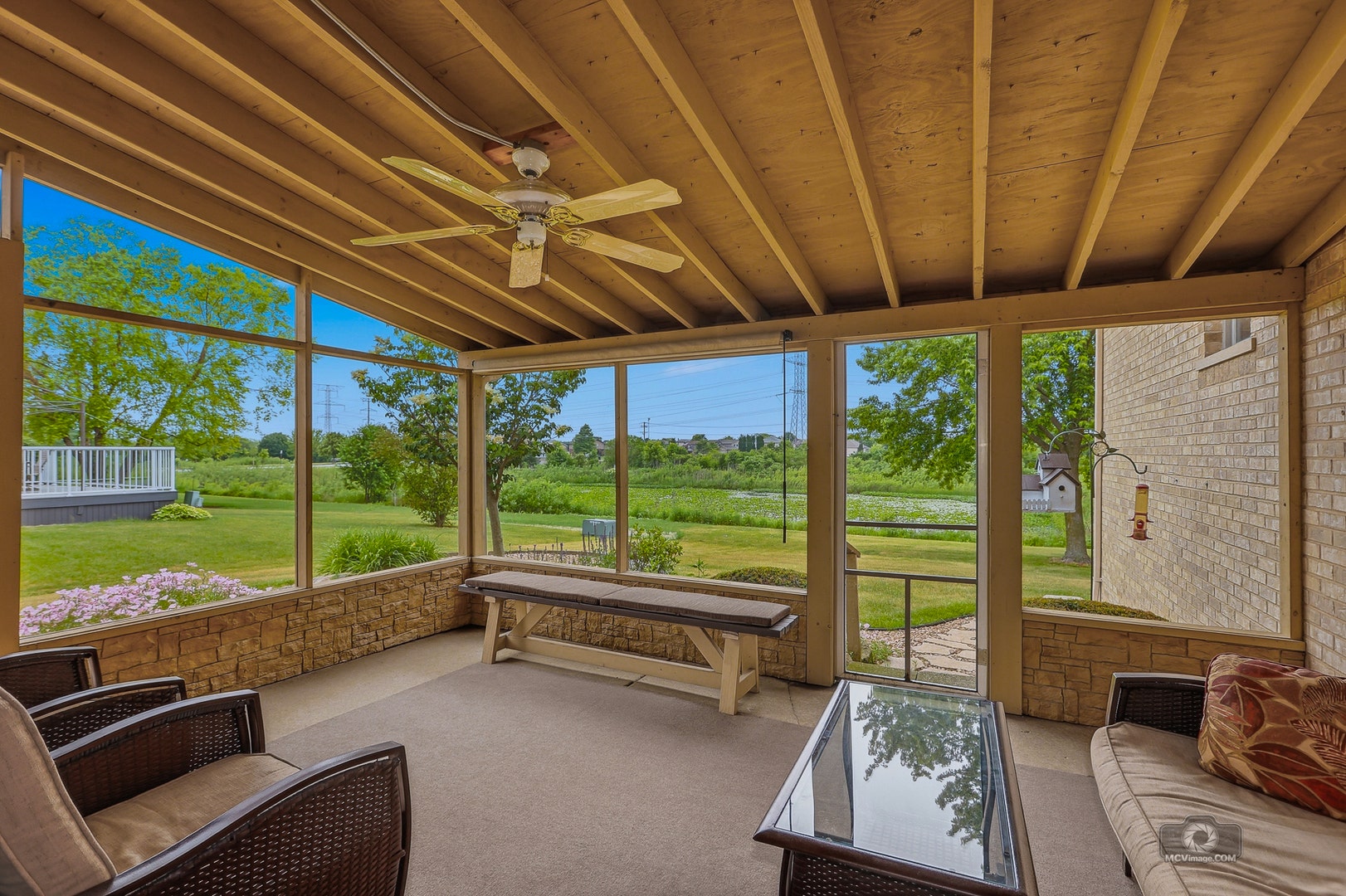 19600 Edgebrook Lane, Tinley Park, IL 60487 19600 Edgebrook Lane, Tinley Park, IL 60487