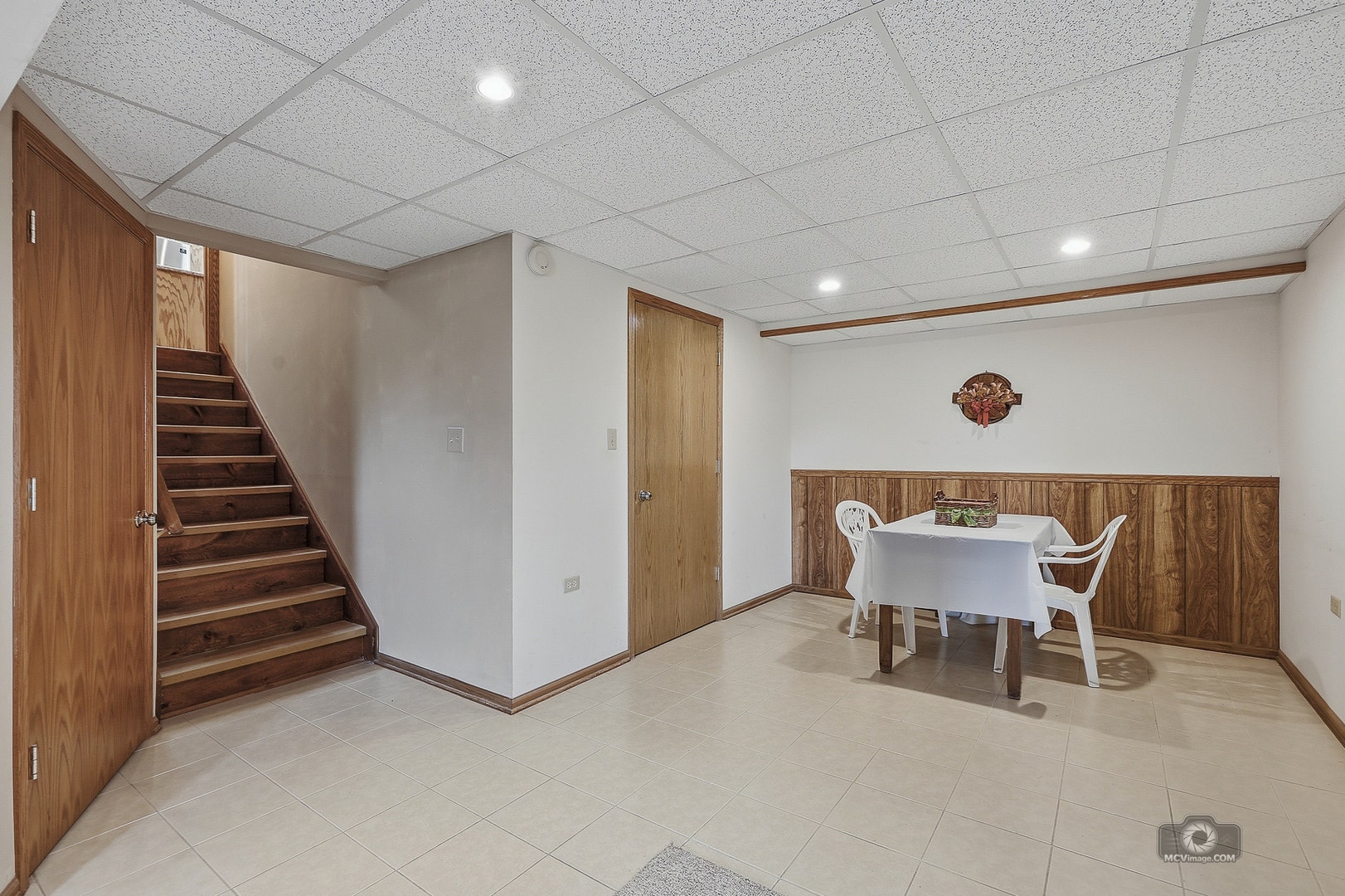 19600 Edgebrook Lane, Tinley Park, IL 60487 19600 Edgebrook Lane, Tinley Park, IL 60487