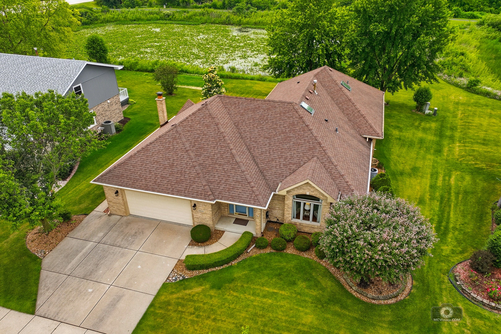 19600 Edgebrook Lane, Tinley Park, IL 60487 19600 Edgebrook Lane, Tinley Park, IL 60487