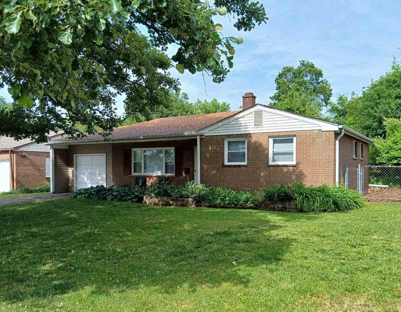 6325 Dunham Road, Downers Grove, IL 60516 6325 Dunham Road, Downers Grove, IL 60516