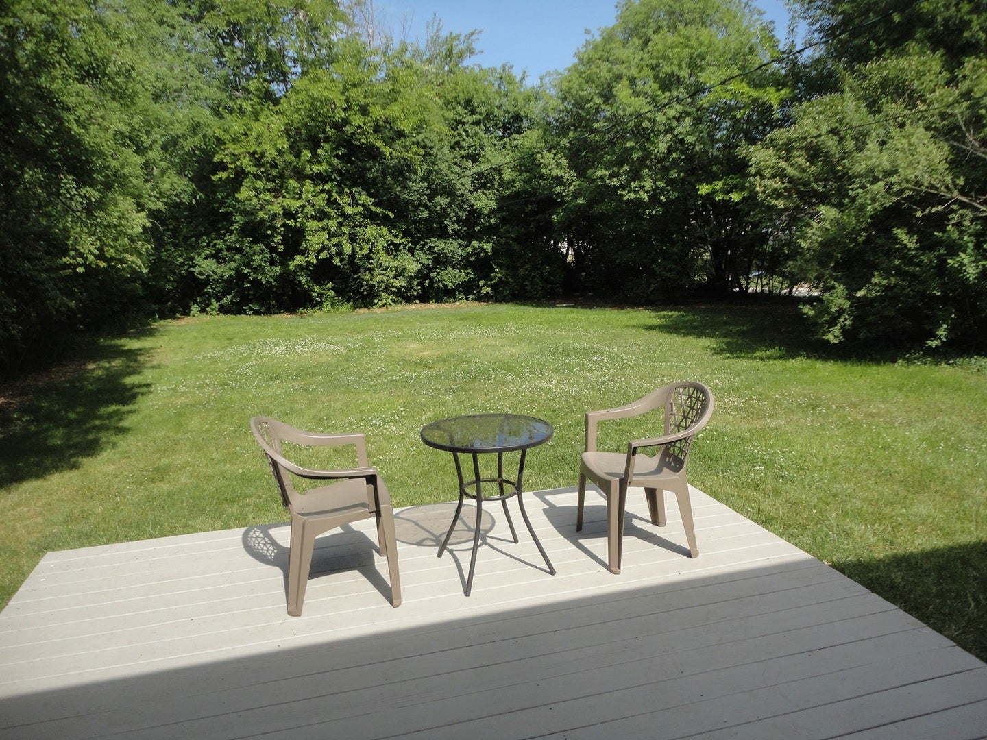 6325 Dunham Road, Downers Grove, IL 60516 6325 Dunham Road, Downers Grove, IL 60516
