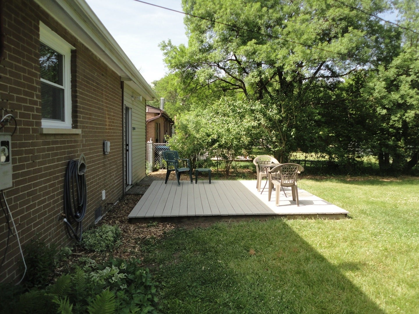 6325 Dunham Road, Downers Grove, IL 60516 6325 Dunham Road, Downers Grove, IL 60516