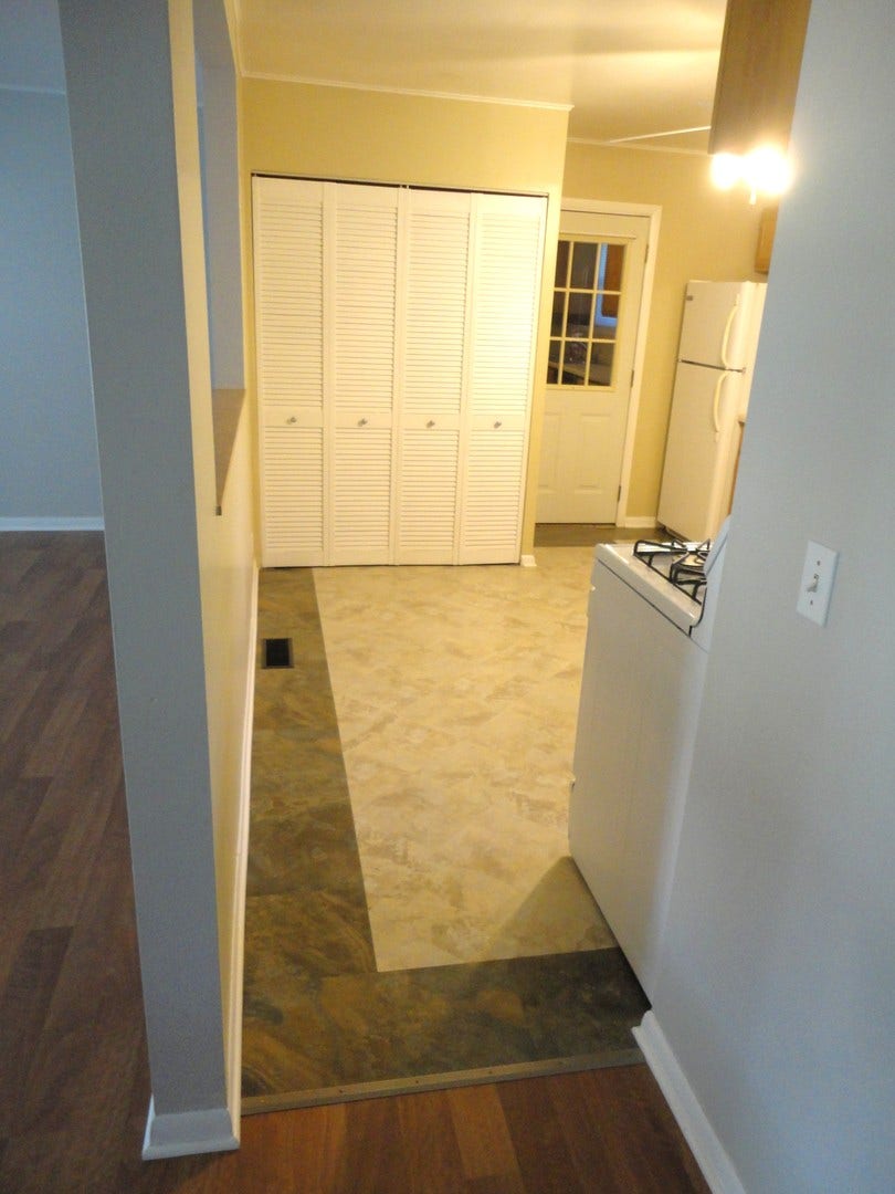 6325 Dunham Road, Downers Grove, IL 60516 6325 Dunham Road, Downers Grove, IL 60516