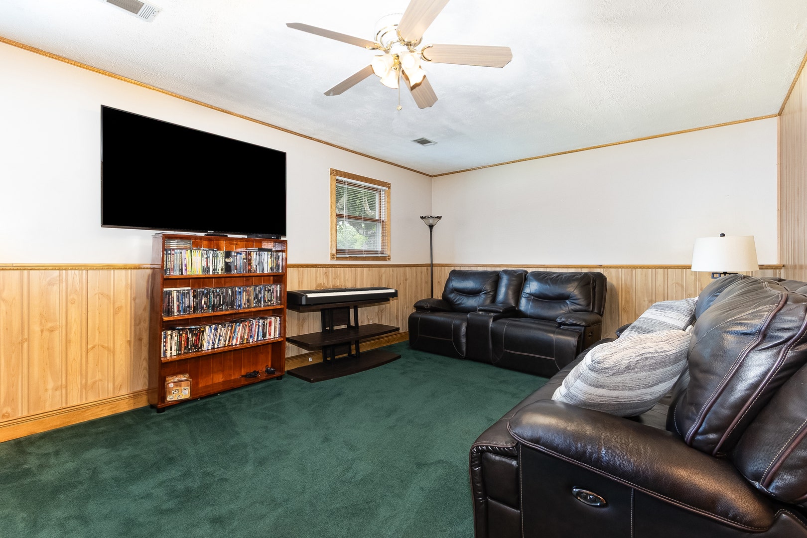 3842 Jonathan Simpson Drive, Joliet, IL 60431 3842 Jonathan Simpson Drive, Joliet, IL 60431