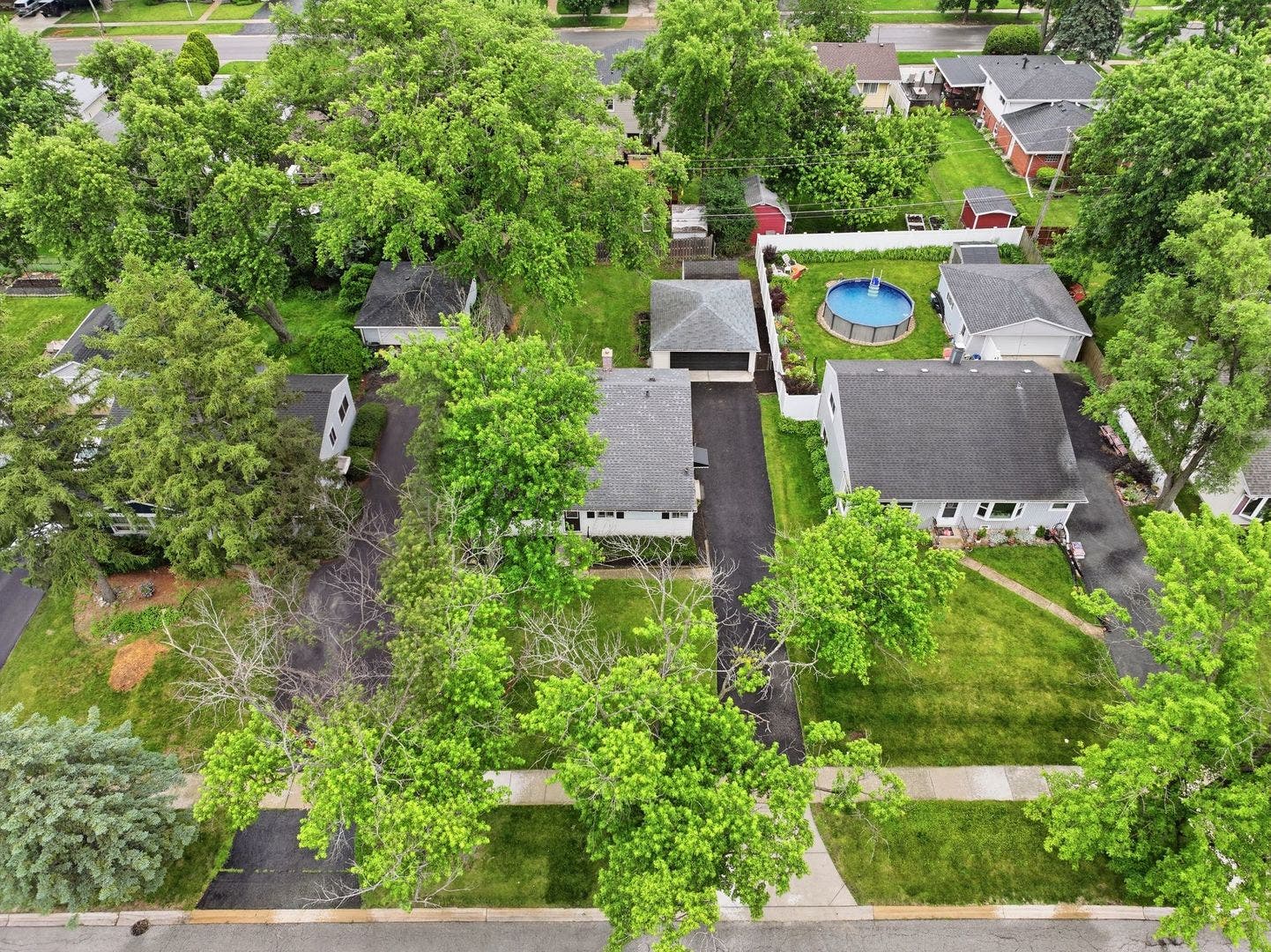 1033 Kip Place, Lemont, IL 60439 1033 Kip Place, Lemont, IL 60439