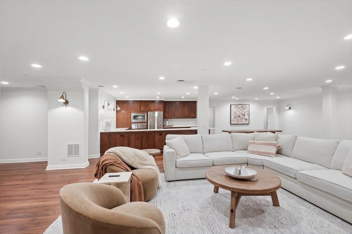 86 Prospect Avenue, Highland Park, IL 60035 Lower Level Family Room w/ Kitchen.