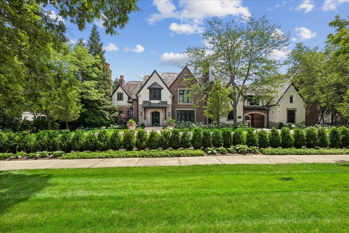 86 Prospect Avenue, Highland Park, IL 60035 86 Prospect Avenue, Highland Park, IL 60035