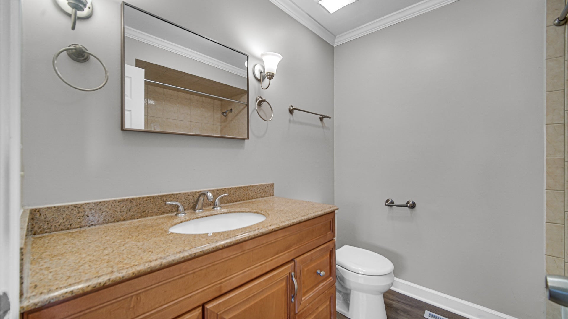 16230 76th Avenue, Tinley Park, IL 60477 16230 76th Avenue, Tinley Park, IL 60477
