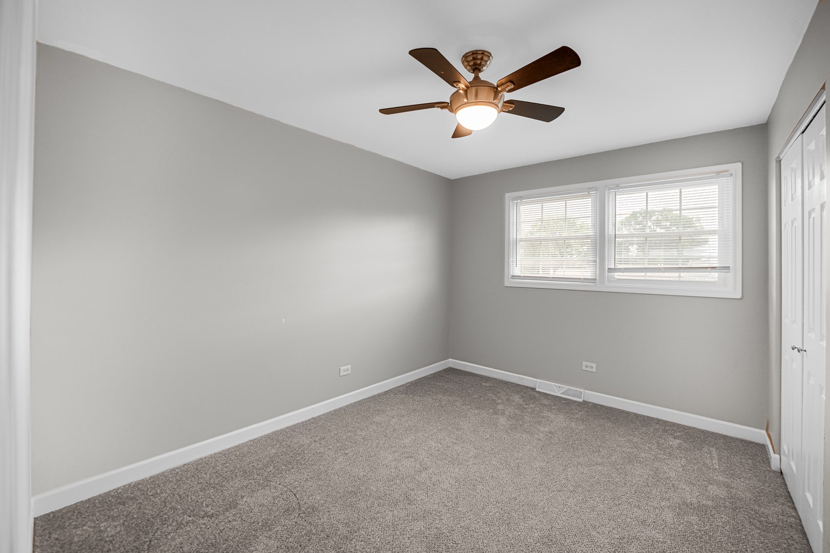 16230 76th Avenue, Tinley Park, IL 60477 16230 76th Avenue, Tinley Park, IL 60477