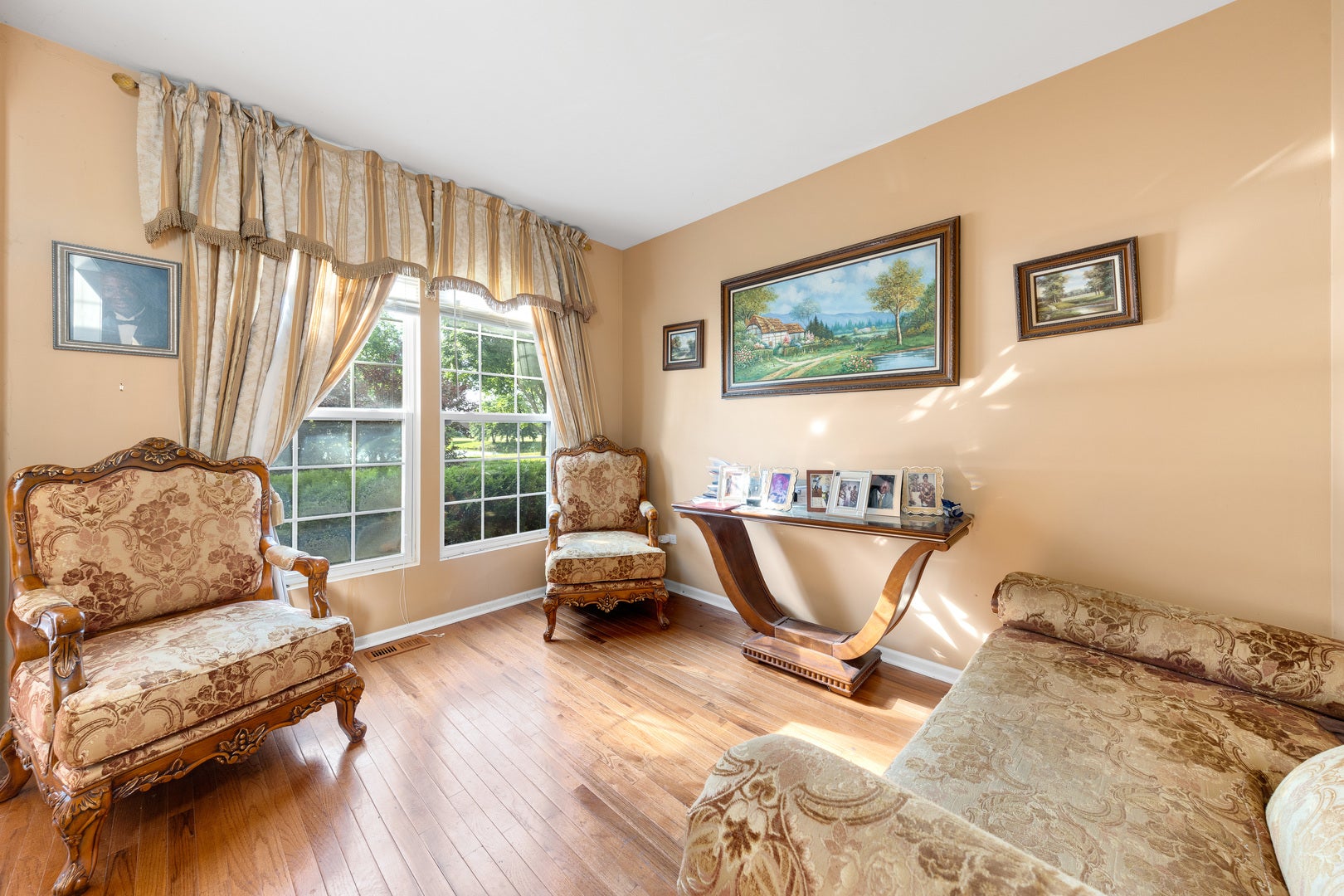 269 S Palmer Drive, Bolingbrook, IL 60490