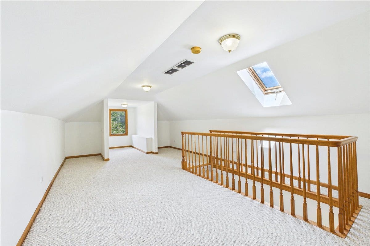 238 Westmoreland Drive, Wilmette, IL 60091 238 Westmoreland Drive, Wilmette, IL 60091