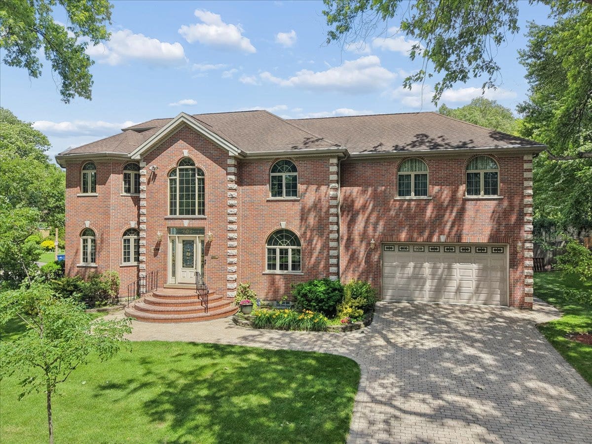 238 Westmoreland Drive, Wilmette, IL 60091 238 Westmoreland Drive, Wilmette, IL 60091