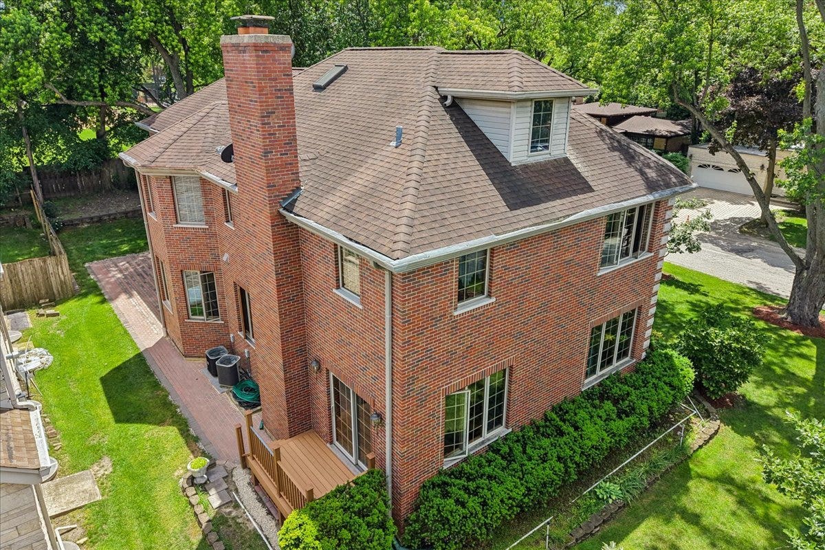 238 Westmoreland Drive, Wilmette, IL 60091 238 Westmoreland Drive, Wilmette, IL 60091