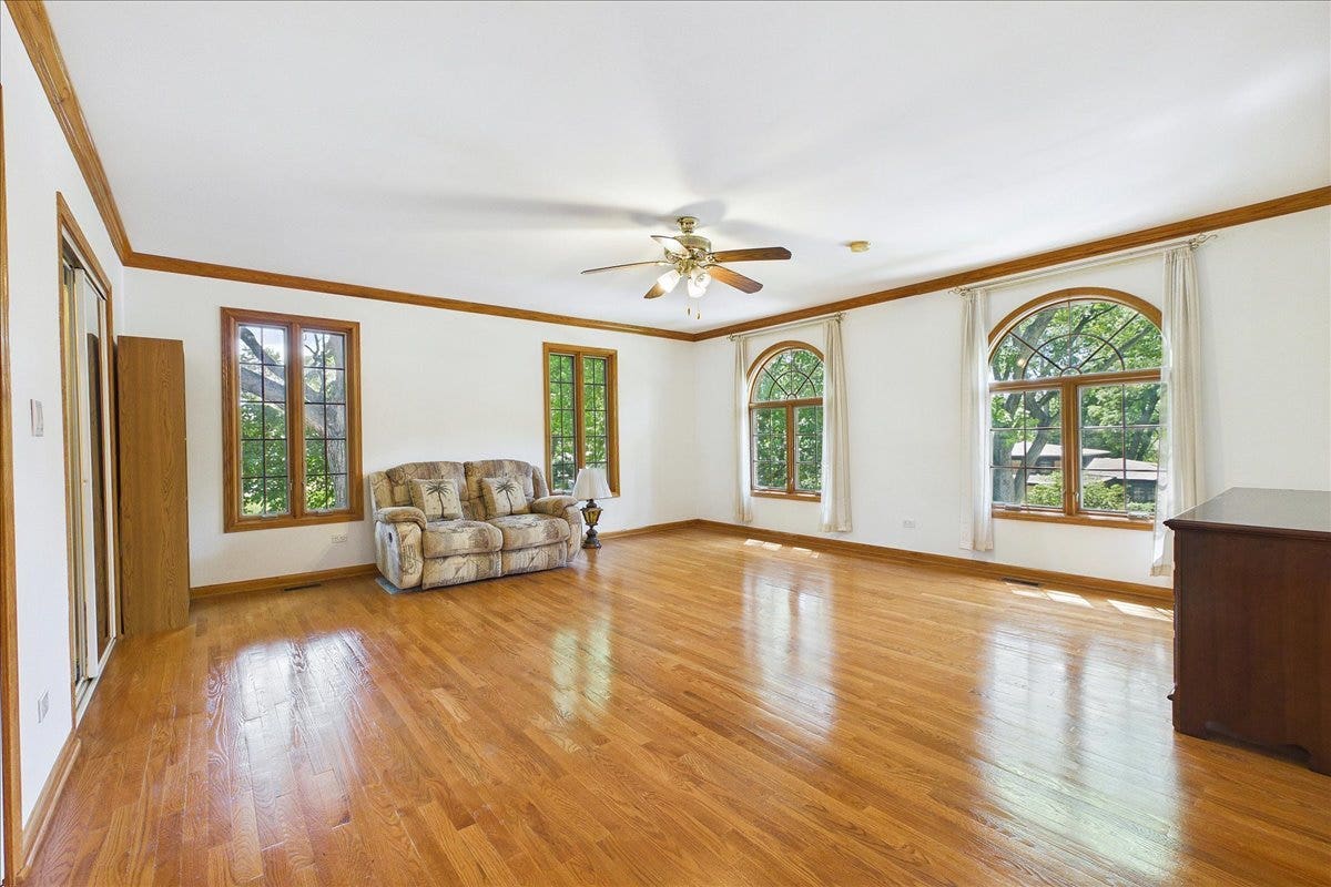 238 Westmoreland Drive, Wilmette, IL 60091 238 Westmoreland Drive, Wilmette, IL 60091