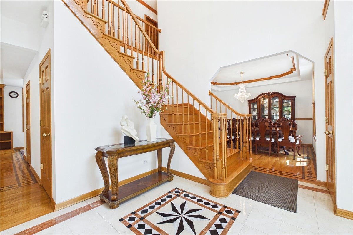238 Westmoreland Drive, Wilmette, IL 60091 238 Westmoreland Drive, Wilmette, IL 60091