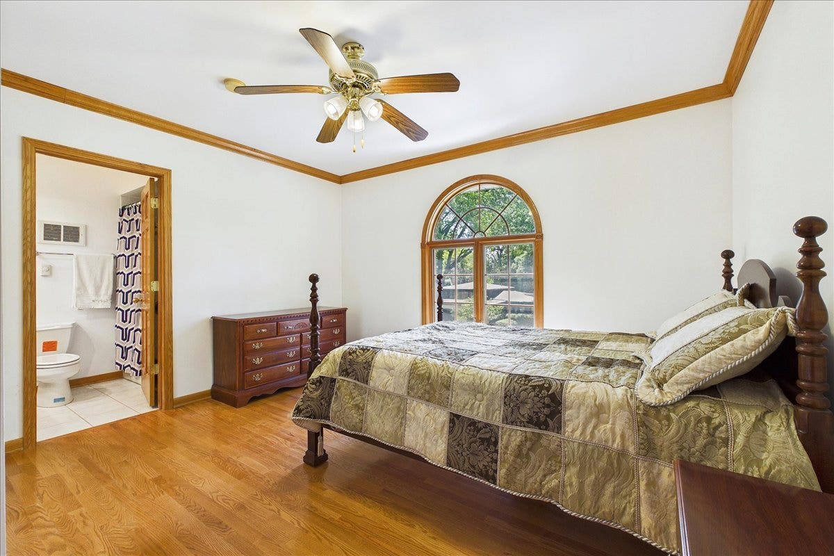 238 Westmoreland Drive, Wilmette, IL 60091 238 Westmoreland Drive, Wilmette, IL 60091
