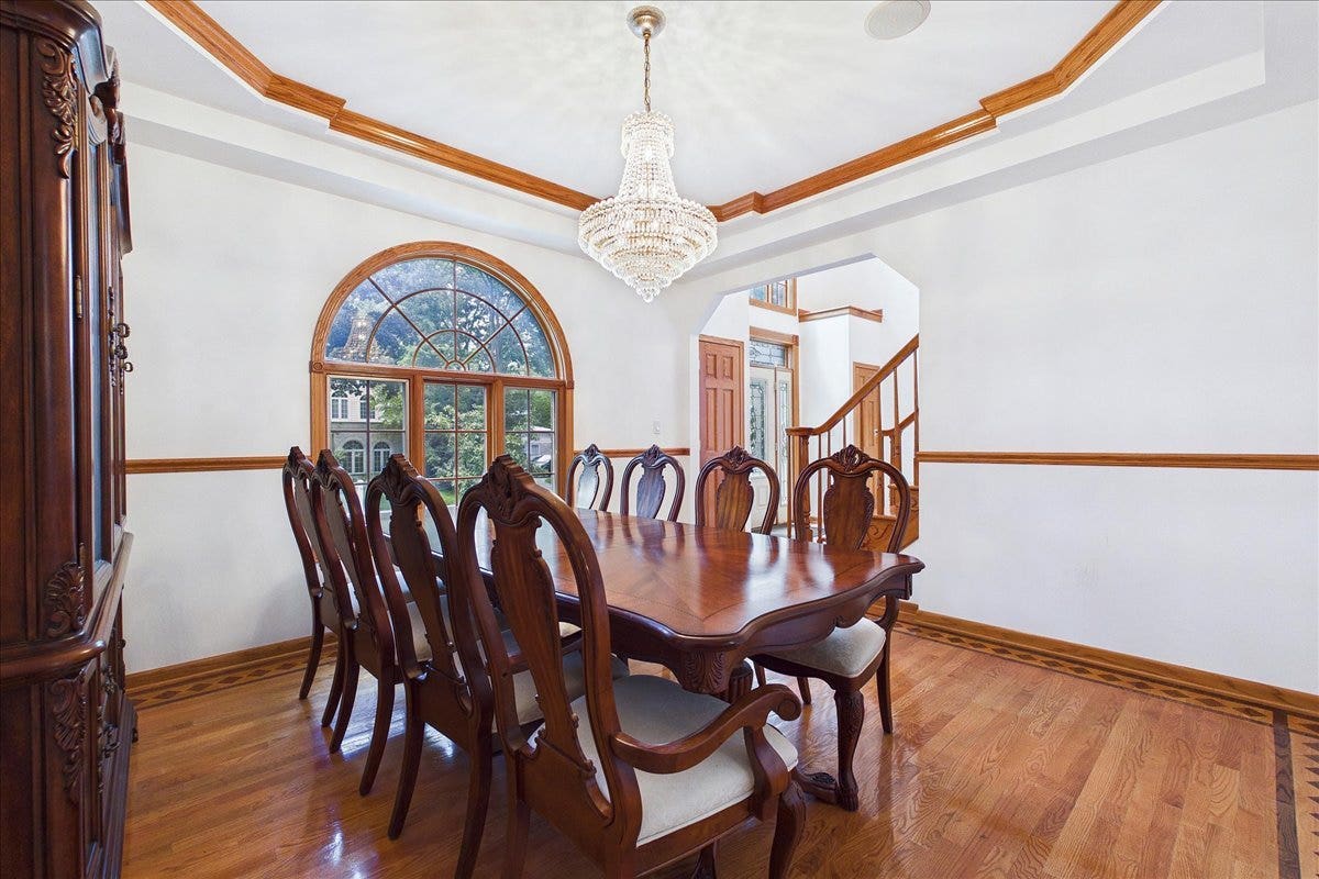 238 Westmoreland Drive, Wilmette, IL 60091 238 Westmoreland Drive, Wilmette, IL 60091