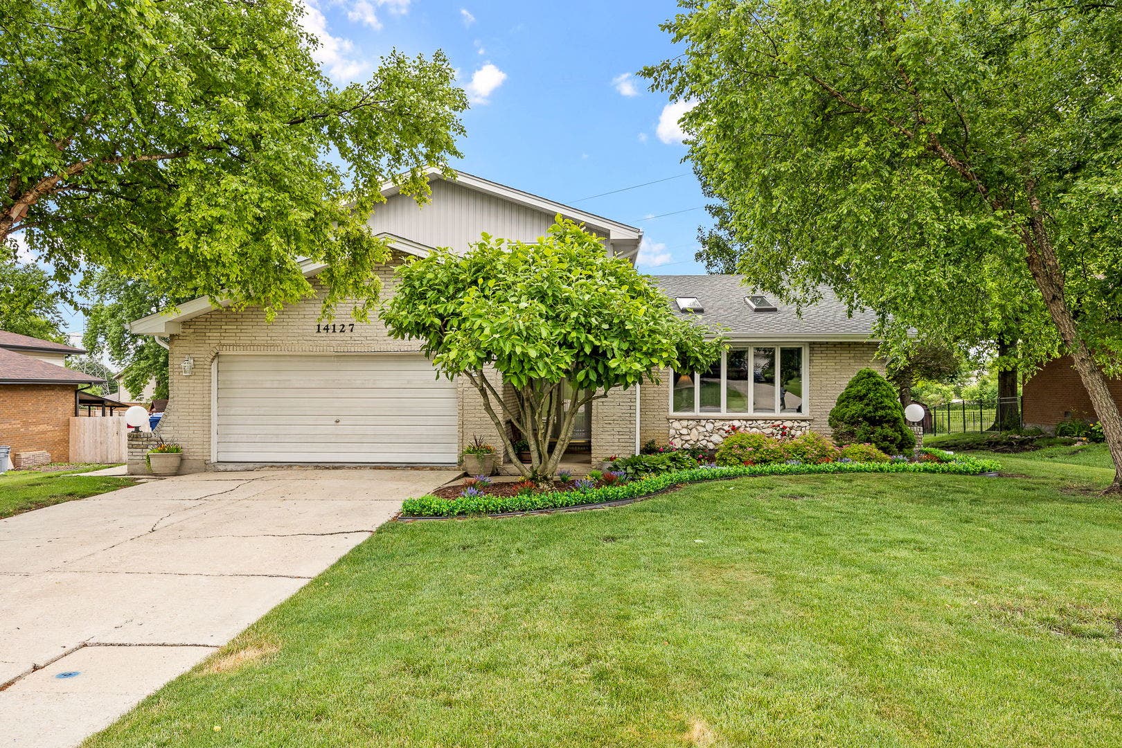 14127 Pheasant Lane, Orland Park, IL 60467 14127 Pheasant Lane, Orland Park, IL 60467
