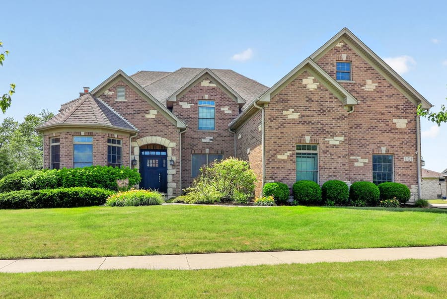 Property photo for 13026 Klappa Drive, Lemont, IL