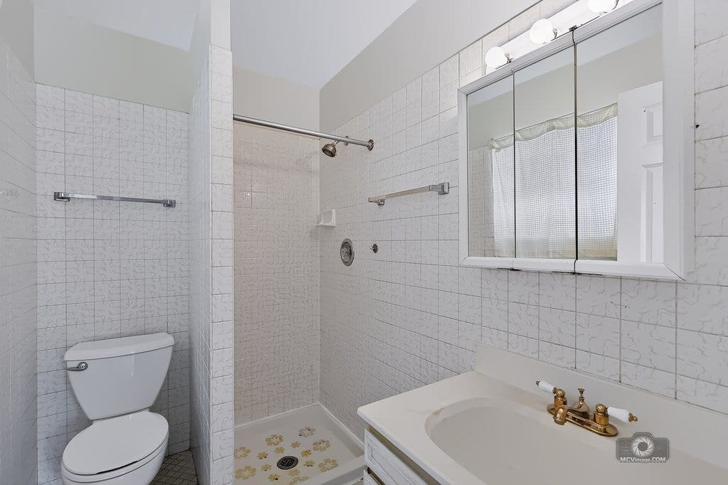 9761 Ravinia Lane, Orland Park, IL 60462