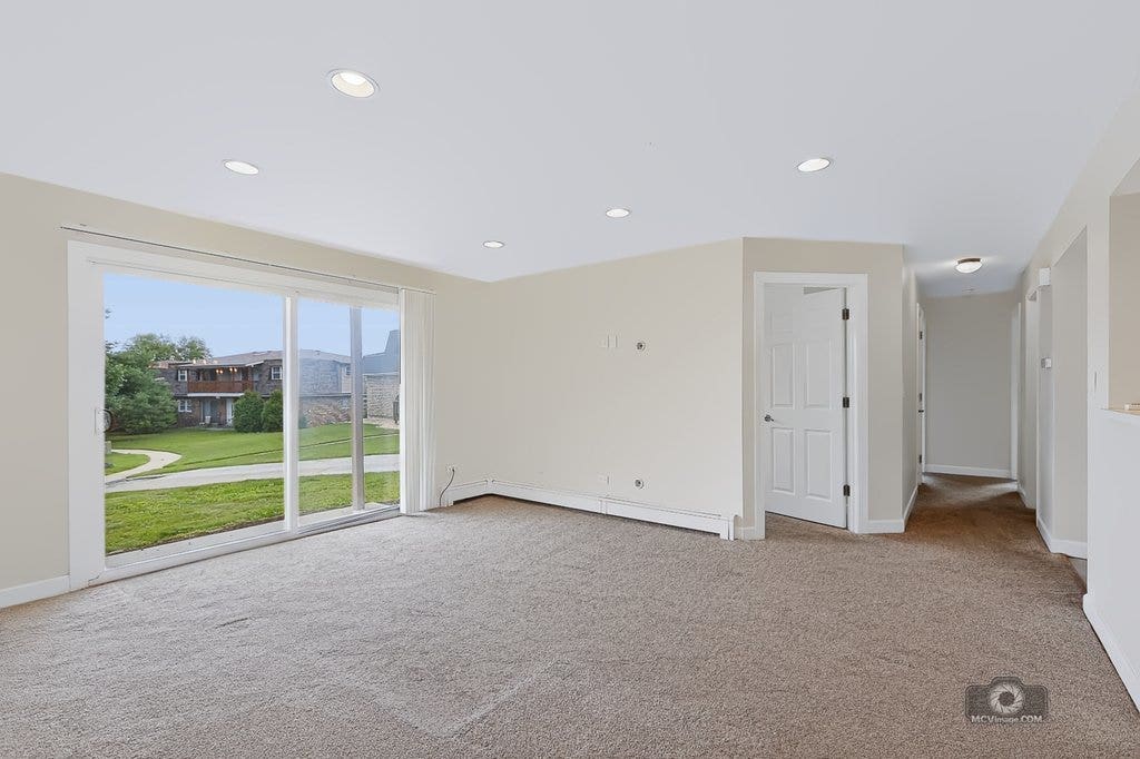 9761 Ravinia Lane, Orland Park, IL 60462