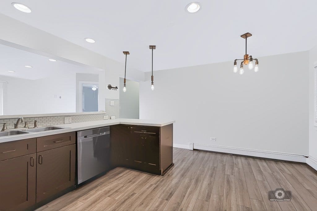 9761 Ravinia Lane, Orland Park, IL 60462
