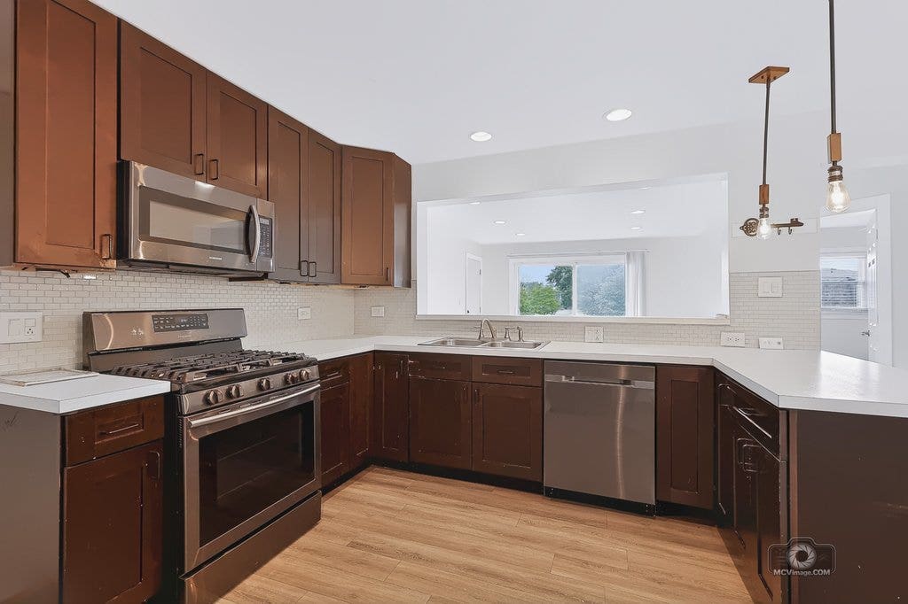 9761 Ravinia Lane, Orland Park, IL 60462