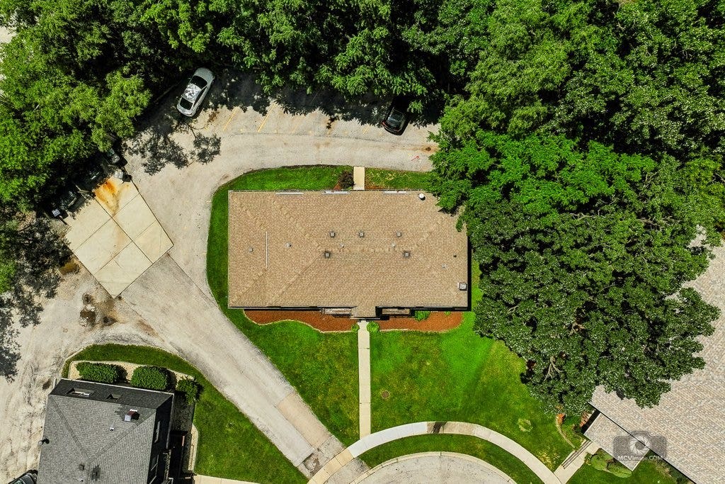 9761 Ravinia Lane, Orland Park, IL 60462
