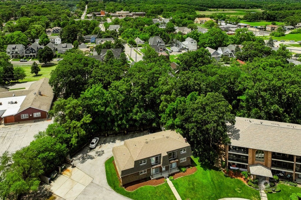 9761 Ravinia Lane, Orland Park, IL 60462