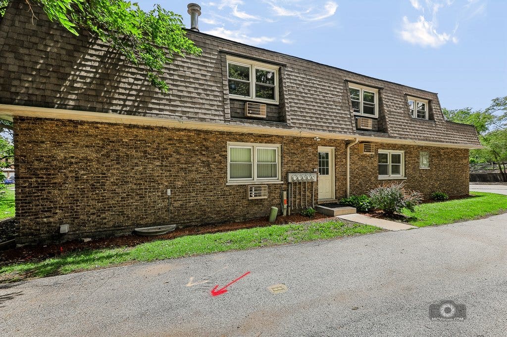 9761 Ravinia Lane, Orland Park, IL 60462