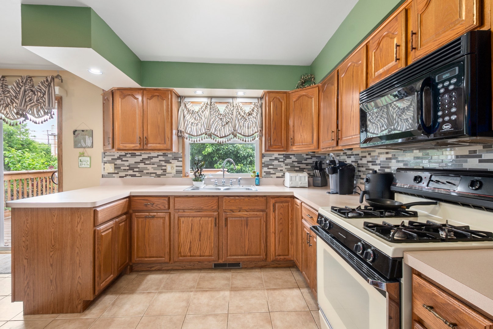 17313 64th Court, Tinley Park, IL 60477