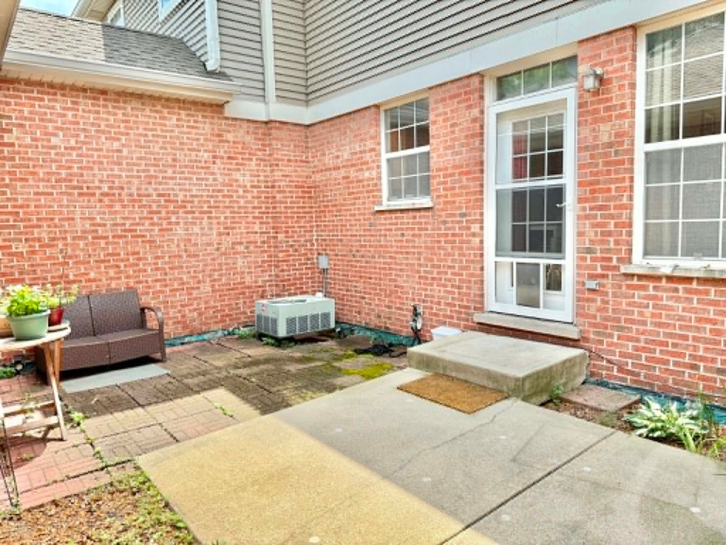 18614 W Point Drive, Tinley Park, IL 60477 18614 W Point Drive, Tinley Park, IL 60477
