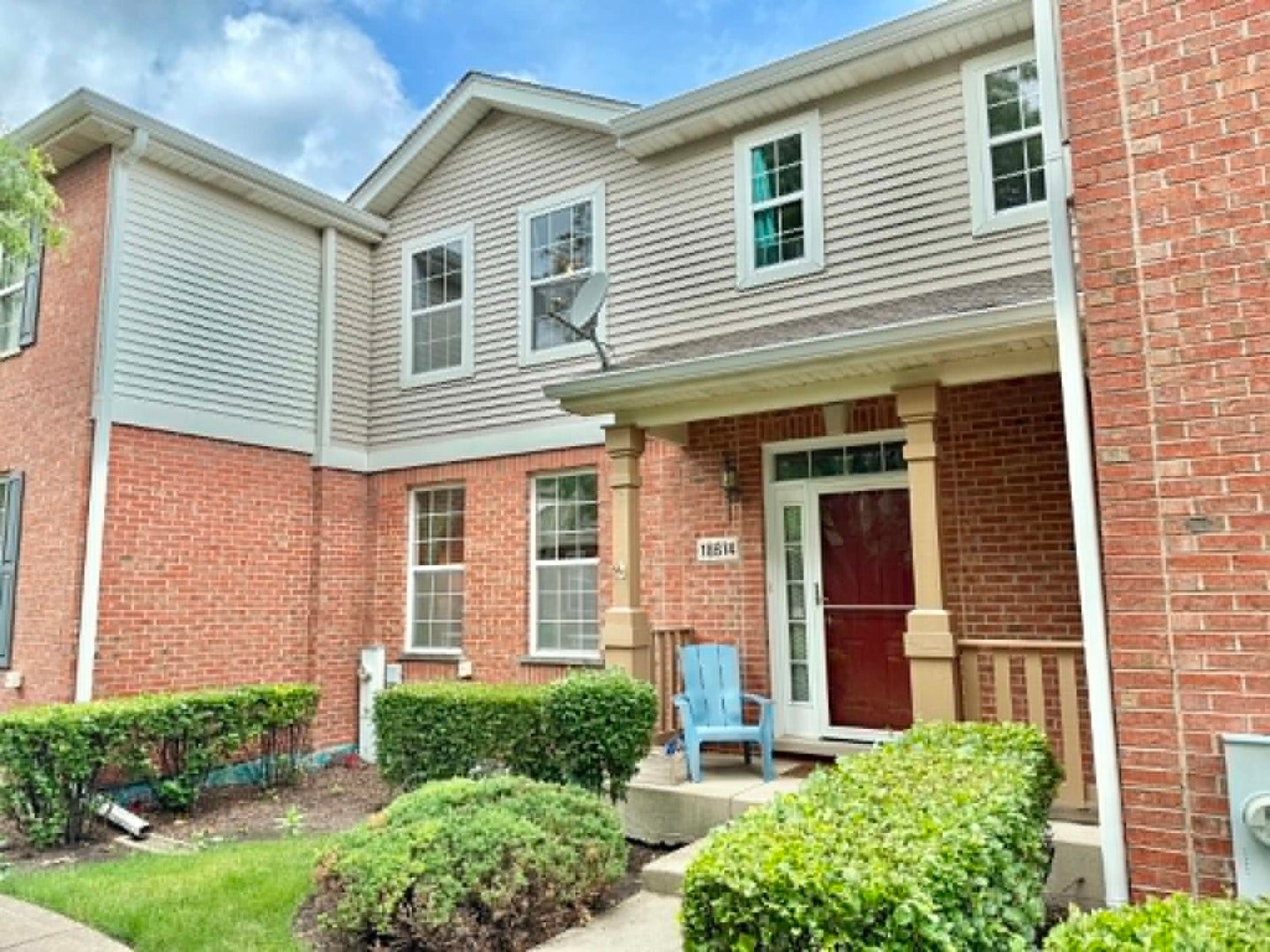 18614 W Point Drive, Tinley Park, IL 60477 18614 W Point Drive, Tinley Park, IL 60477