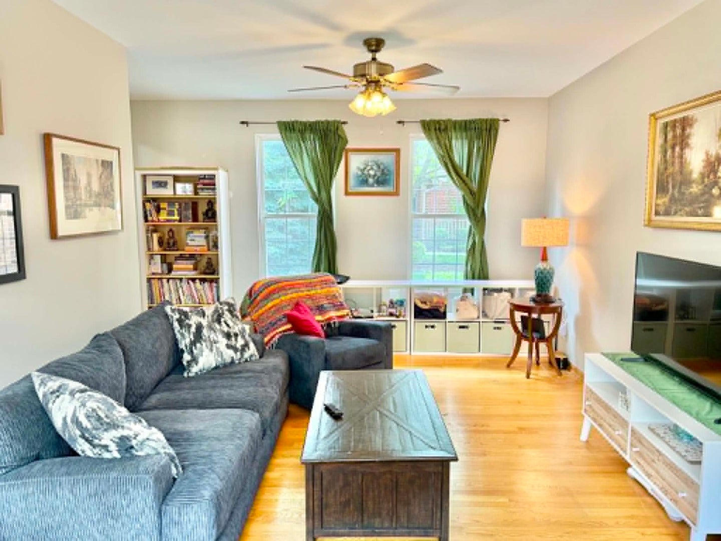18614 W Point Drive, Tinley Park, IL 60477 18614 W Point Drive, Tinley Park, IL 60477