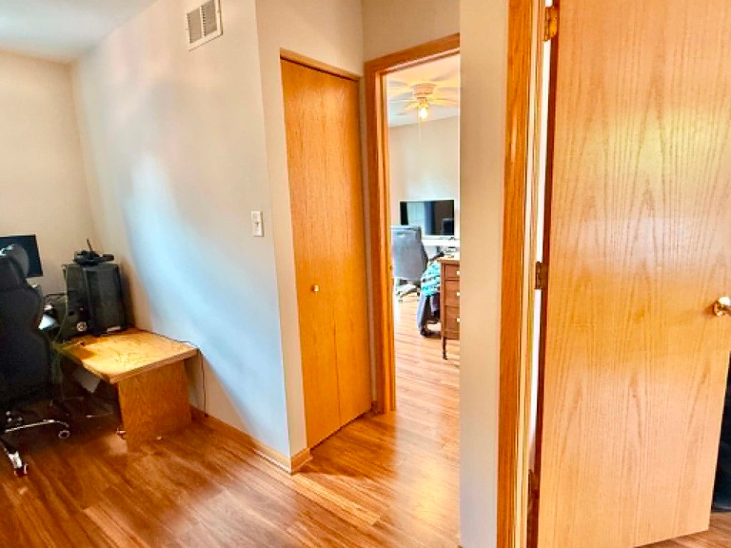 18614 W Point Drive, Tinley Park, IL 60477 18614 W Point Drive, Tinley Park, IL 60477