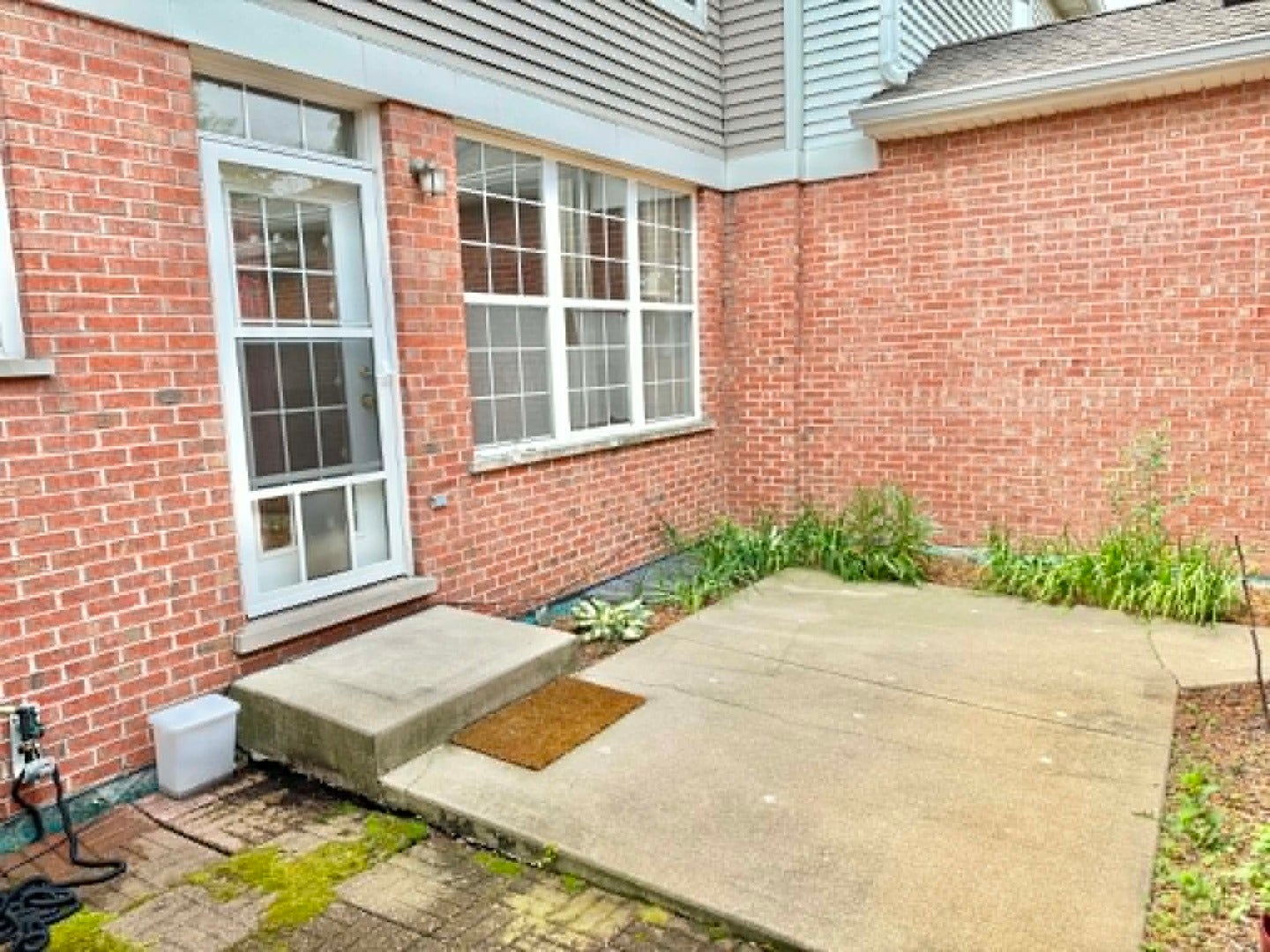 18614 W Point Drive, Tinley Park, IL 60477 18614 W Point Drive, Tinley Park, IL 60477