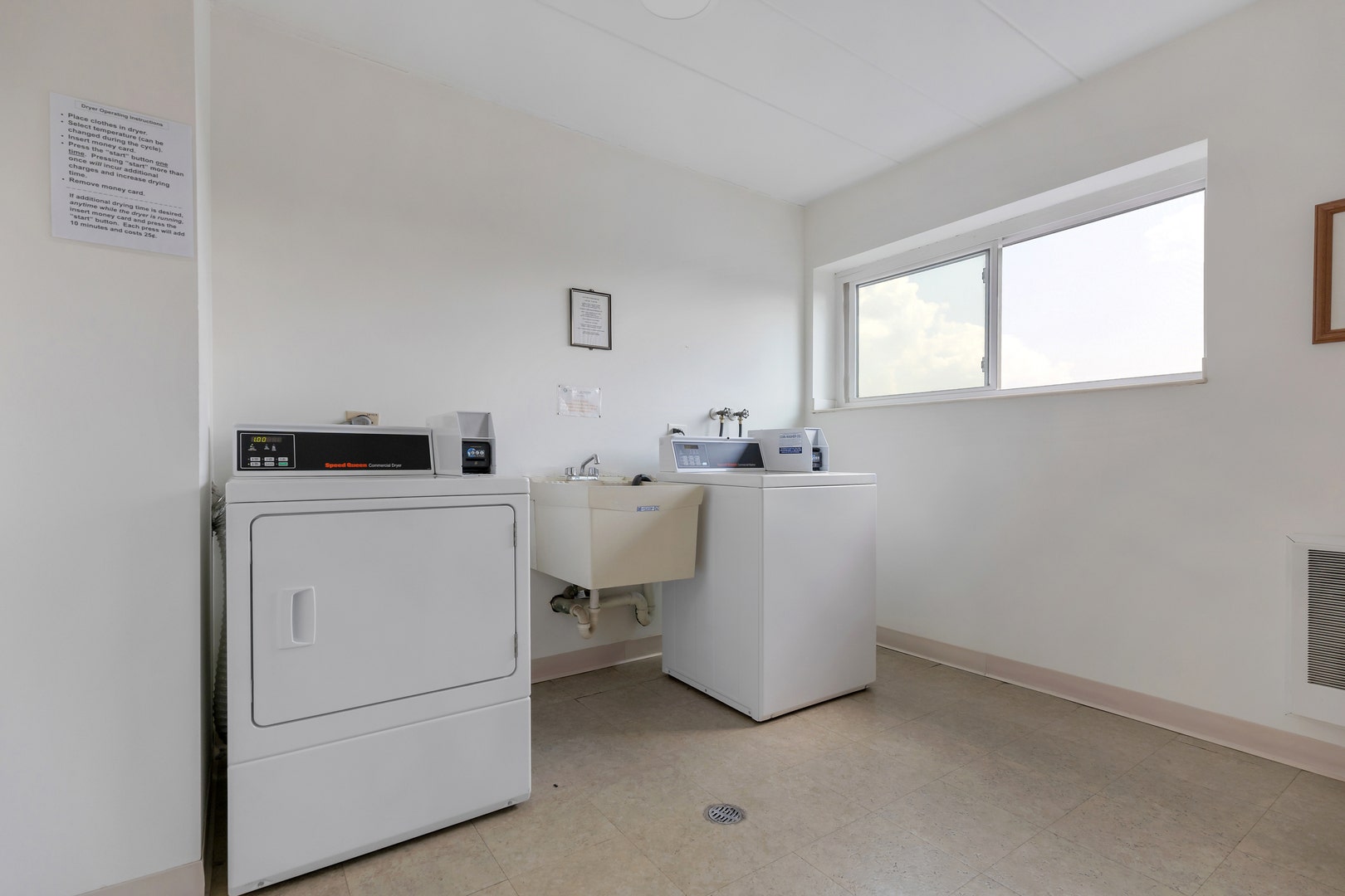 2900 Maple Avenue, #17E, Downers Grove, IL 60515