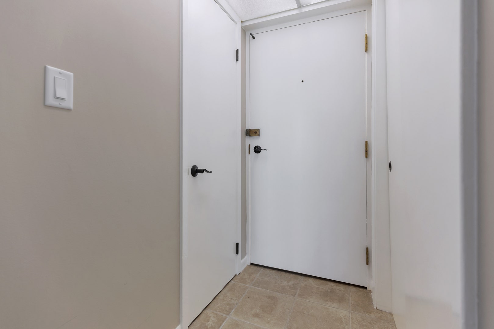 2900 Maple Avenue, #17E, Downers Grove, IL 60515