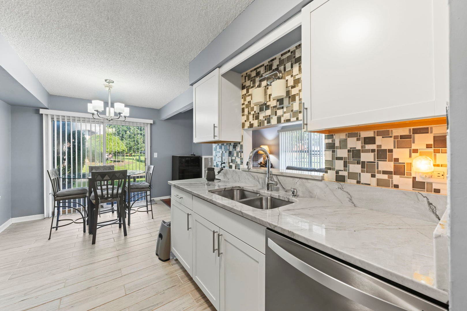 Quartz countertops