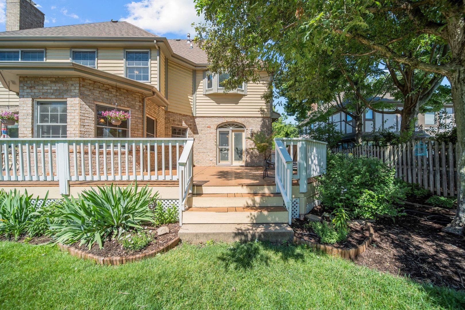 1233 Eagle Crest Drive, Lemont, IL 60439 1233 Eagle Crest Drive, Lemont, IL 60439