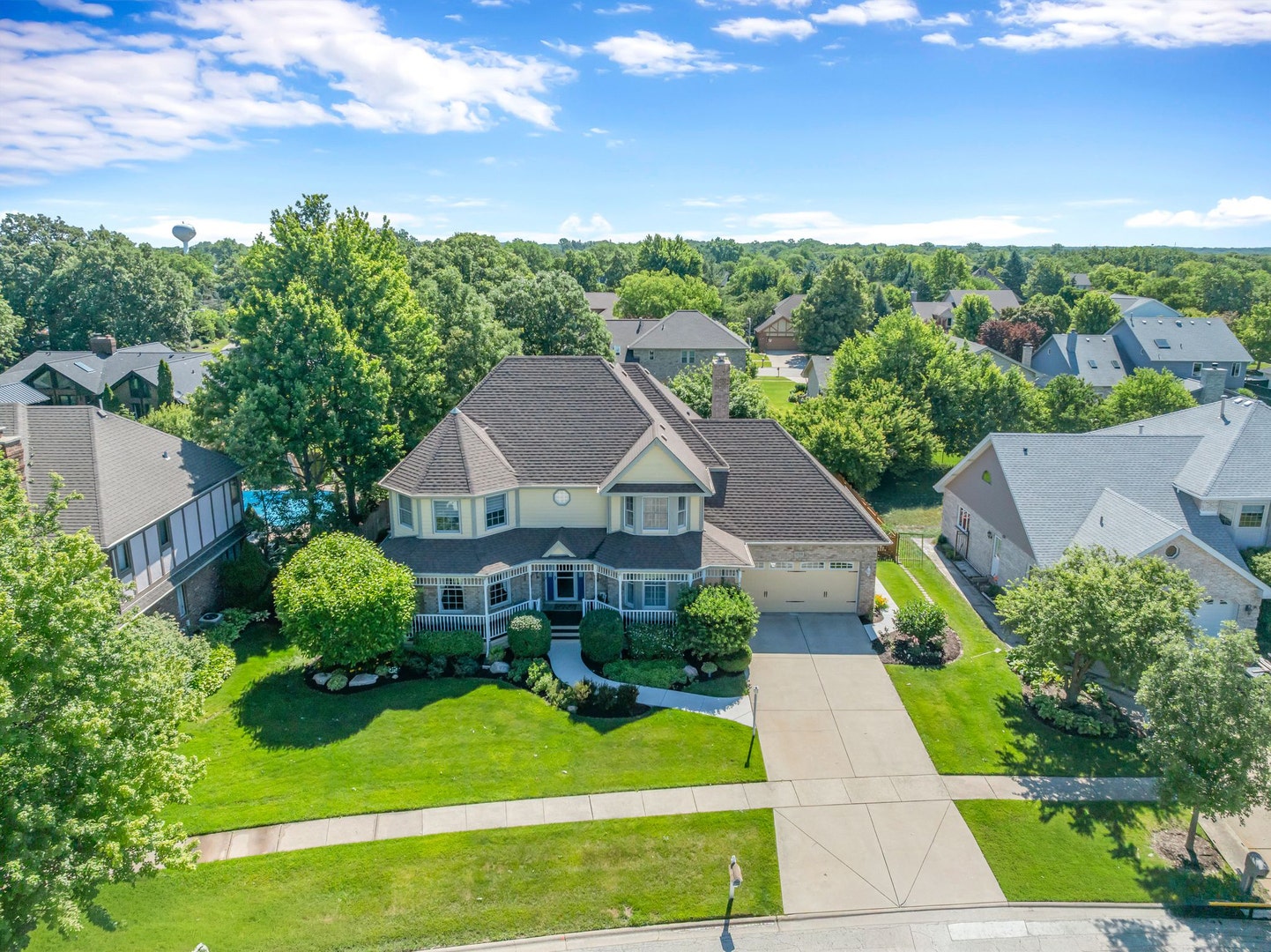 1233 Eagle Crest Drive, Lemont, IL 60439 1233 Eagle Crest Drive, Lemont, IL 60439