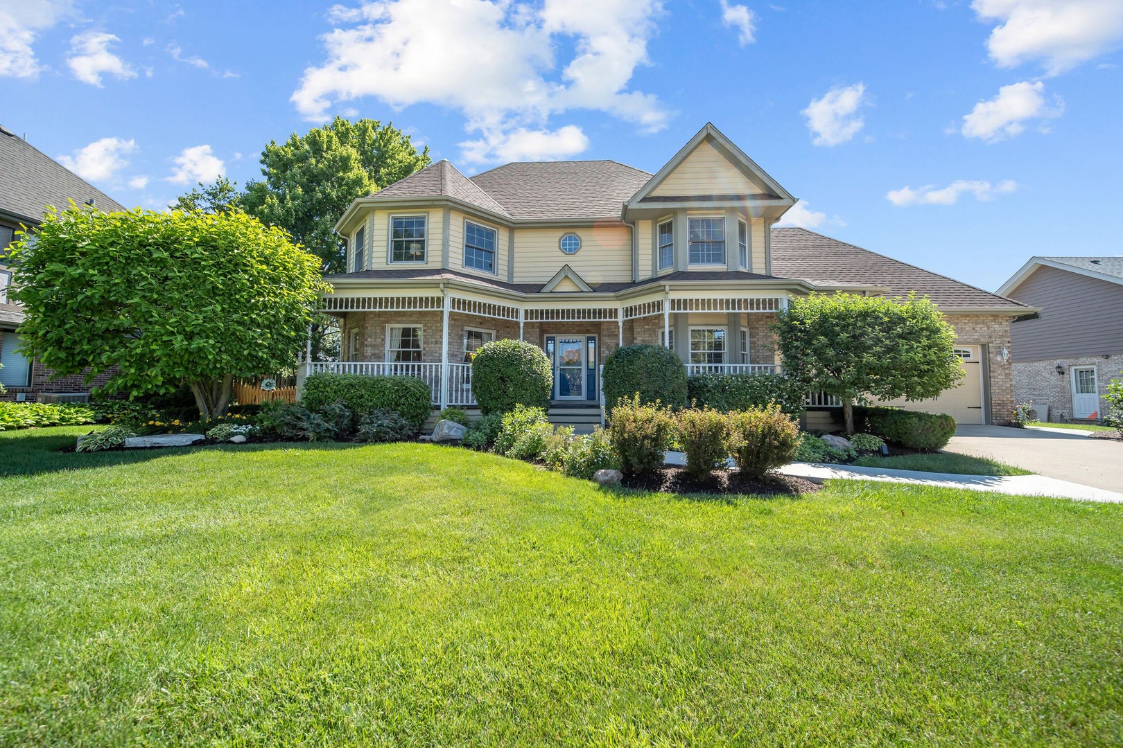 1233 Eagle Crest Drive, Lemont, IL 60439 1233 Eagle Crest Drive, Lemont, IL 60439