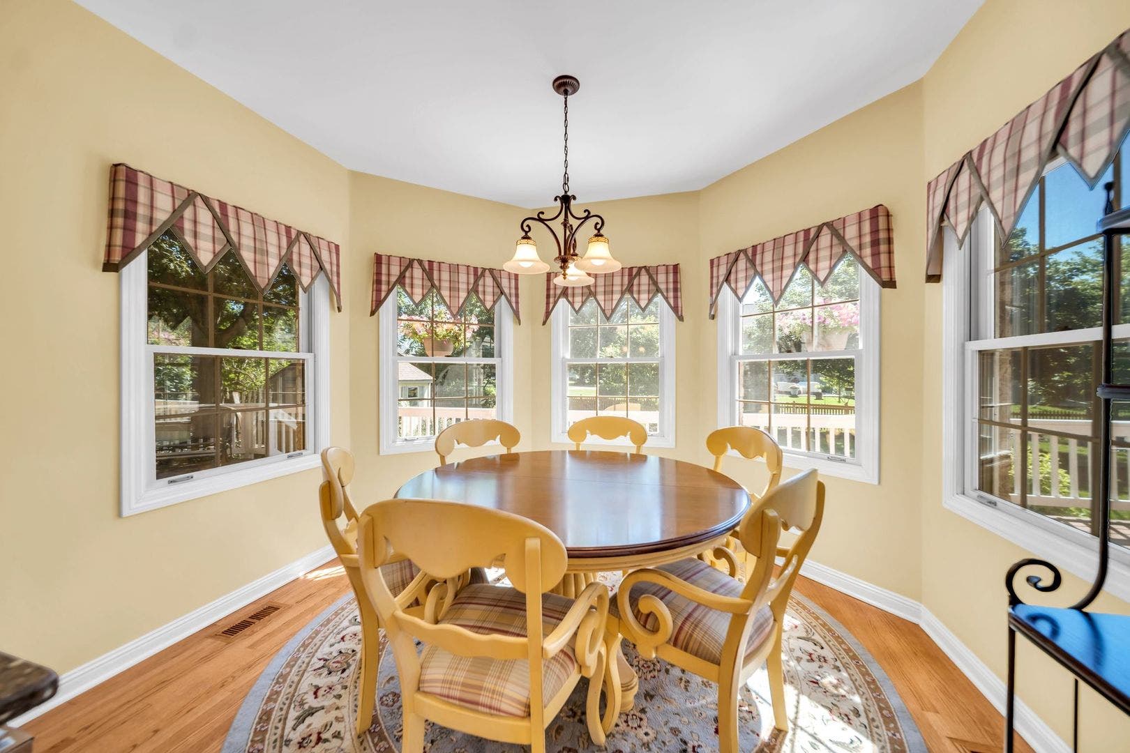 1233 Eagle Crest Drive, Lemont, IL 60439 1233 Eagle Crest Drive, Lemont, IL 60439