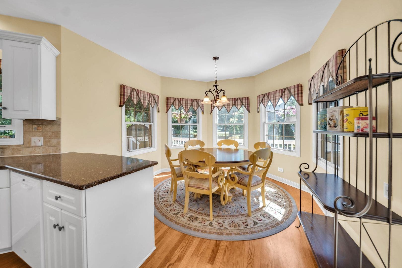 1233 Eagle Crest Drive, Lemont, IL 60439 1233 Eagle Crest Drive, Lemont, IL 60439