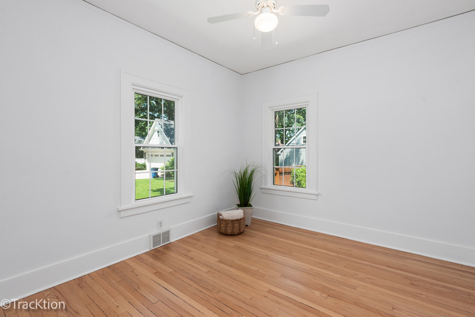 4941 Oakwood Avenue, Downers Grove, IL 60515 4941 Oakwood Avenue, Downers Grove, IL 60515